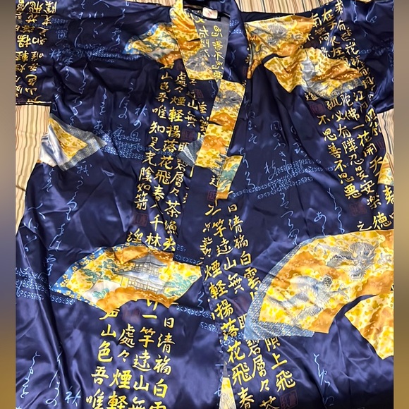 Handmade silk. Men’s XL. Only worn once - Picture 3 of 3